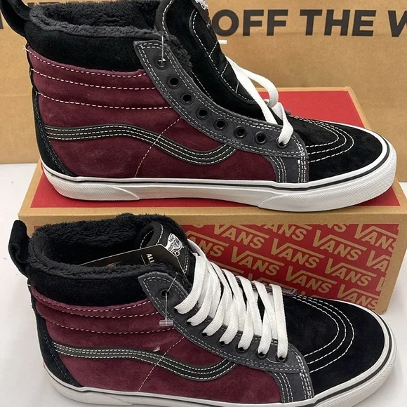 Vans Men’s Sk8-Hi Mte(Mte) Port Royale/BlackVN0A4BV7XKZBoots Sneakers